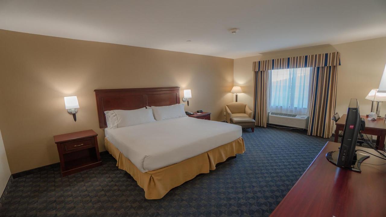 Holiday Inn Express Hotel & Suites Pampa, An Ihg Hotel Zewnętrze zdjęcie