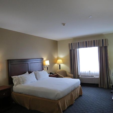 Holiday Inn Express Hotel & Suites Pampa By Ihg Zewnętrze zdjęcie