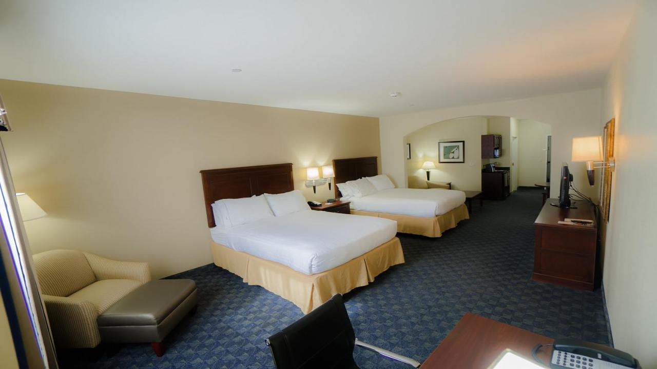 Holiday Inn Express Hotel & Suites Pampa By Ihg Zewnętrze zdjęcie