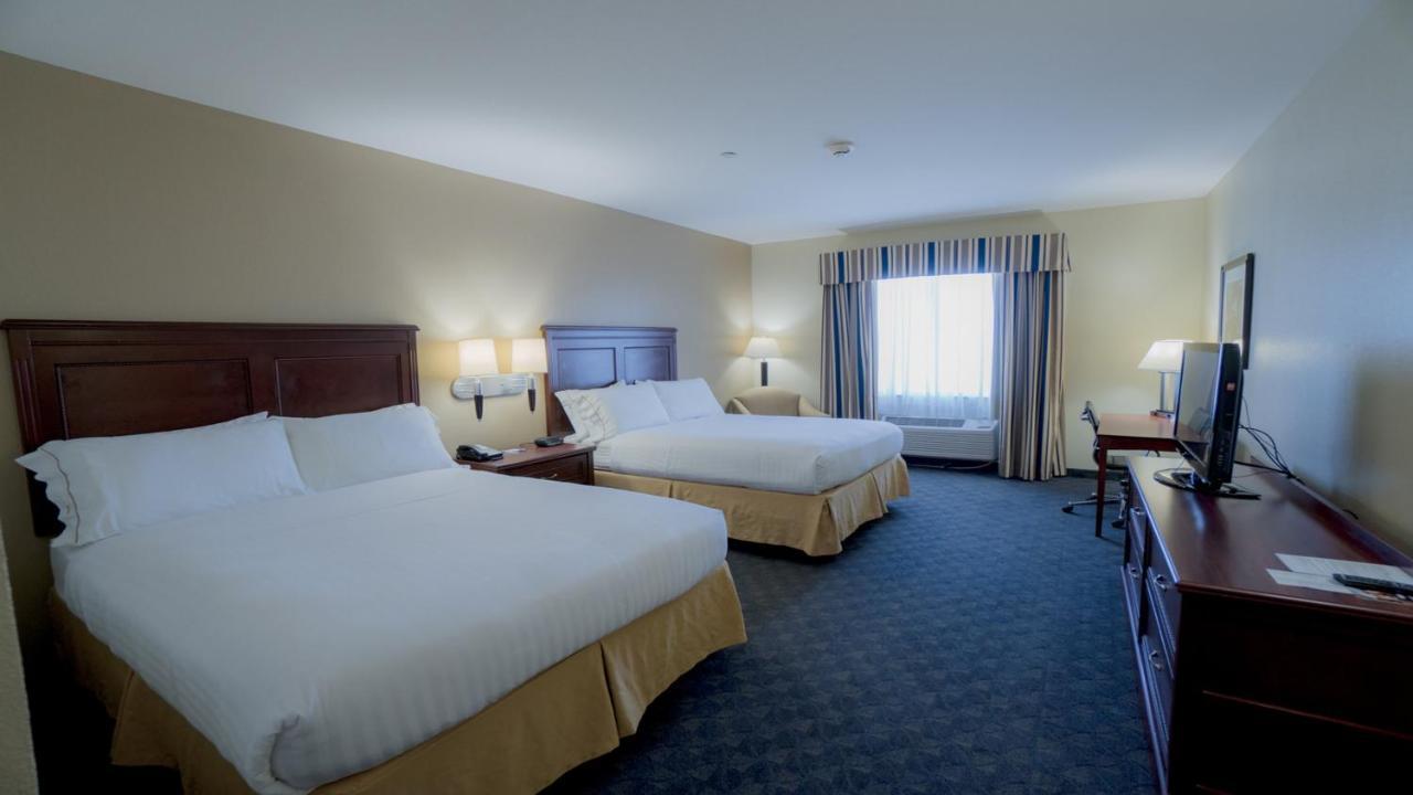 Holiday Inn Express Hotel & Suites Pampa By Ihg Zewnętrze zdjęcie